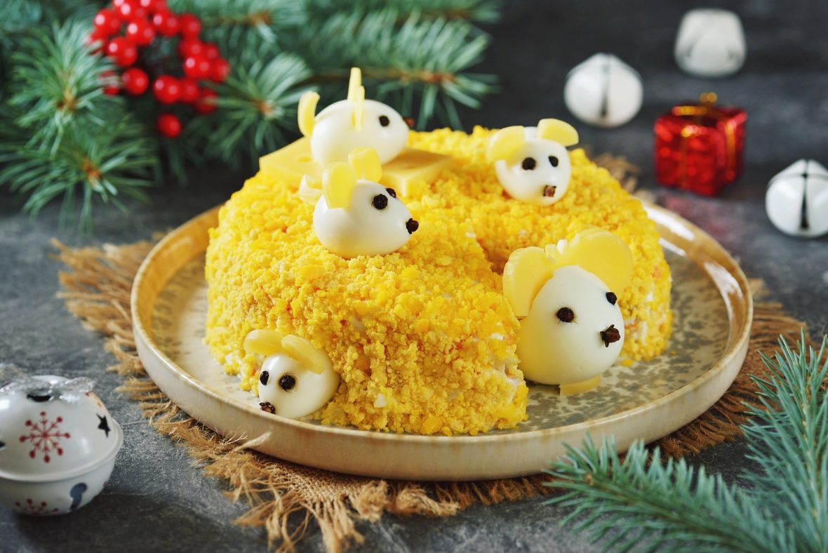 Фотоідеі: як прикрасити новорічні страви в рік Білого Щура