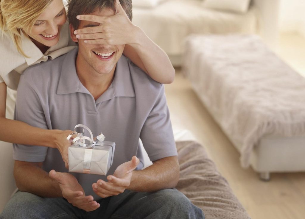 Подарунок на день народження хлопцю: як обрати найкращий варіант?