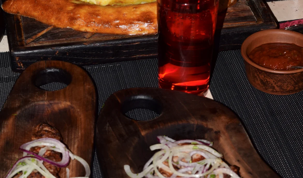 Шашлик на Новий рік? Так! Тренд 2025: святковий стіл із доставкою